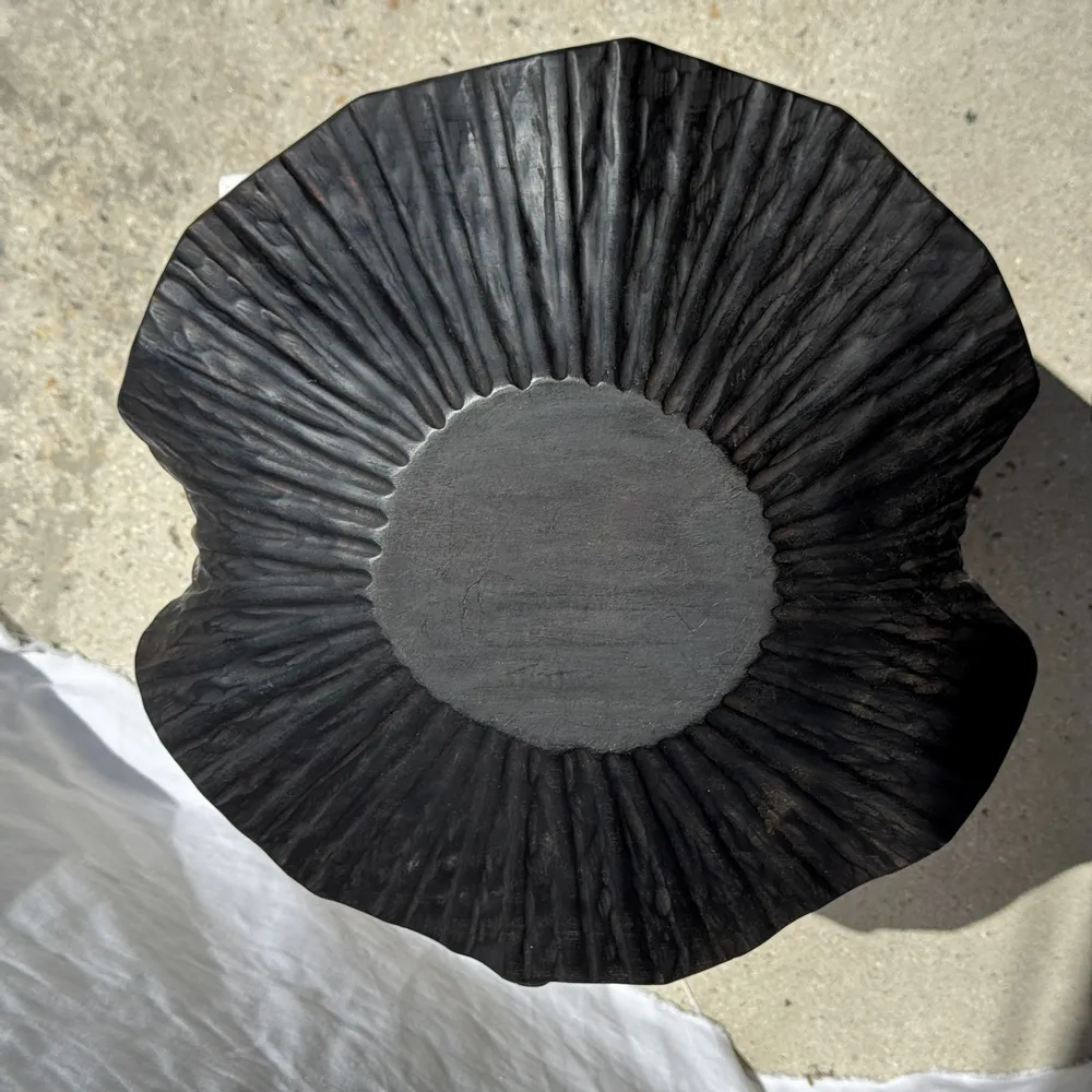 Decorative objects - Blackened teak cup in the shape of a monoxyl leaf or flower H10 D41 - OFFICE OBJETS