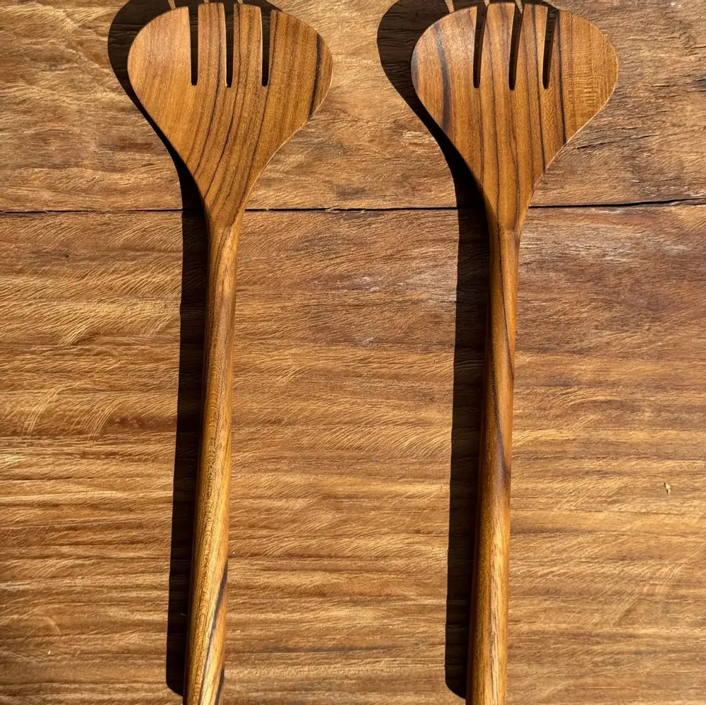 Fourchettes - Couvert à salade ou grande cuillère en teck ovale fendue L18 D8,5 - OFFICE OBJETS