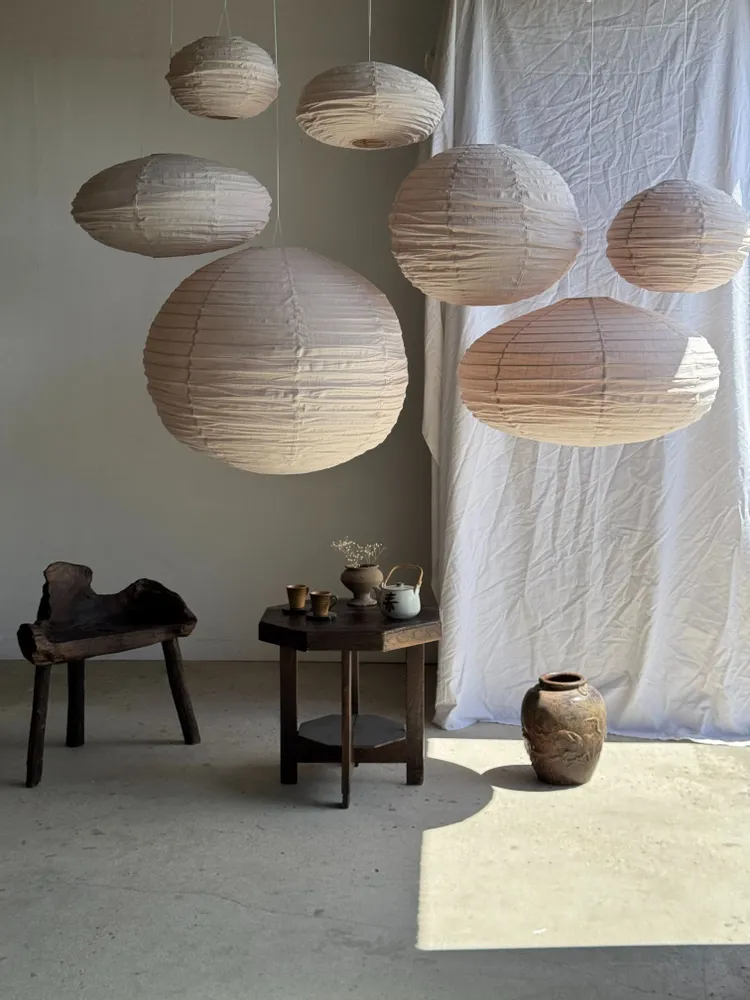 Hanging lights - Medium suspension in Japanese rattan and natural linen round rosé D40 - OFFICE OBJETS