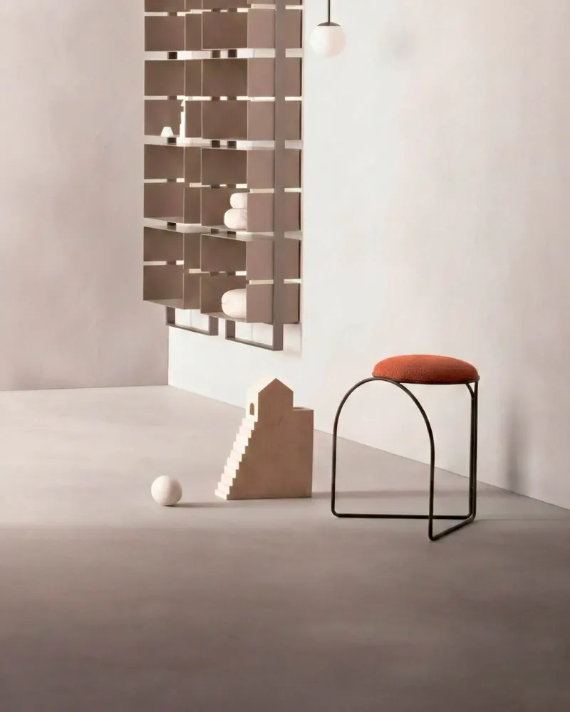 Tabourets - Flow Low Stool Gold Polished - LAPIEGA