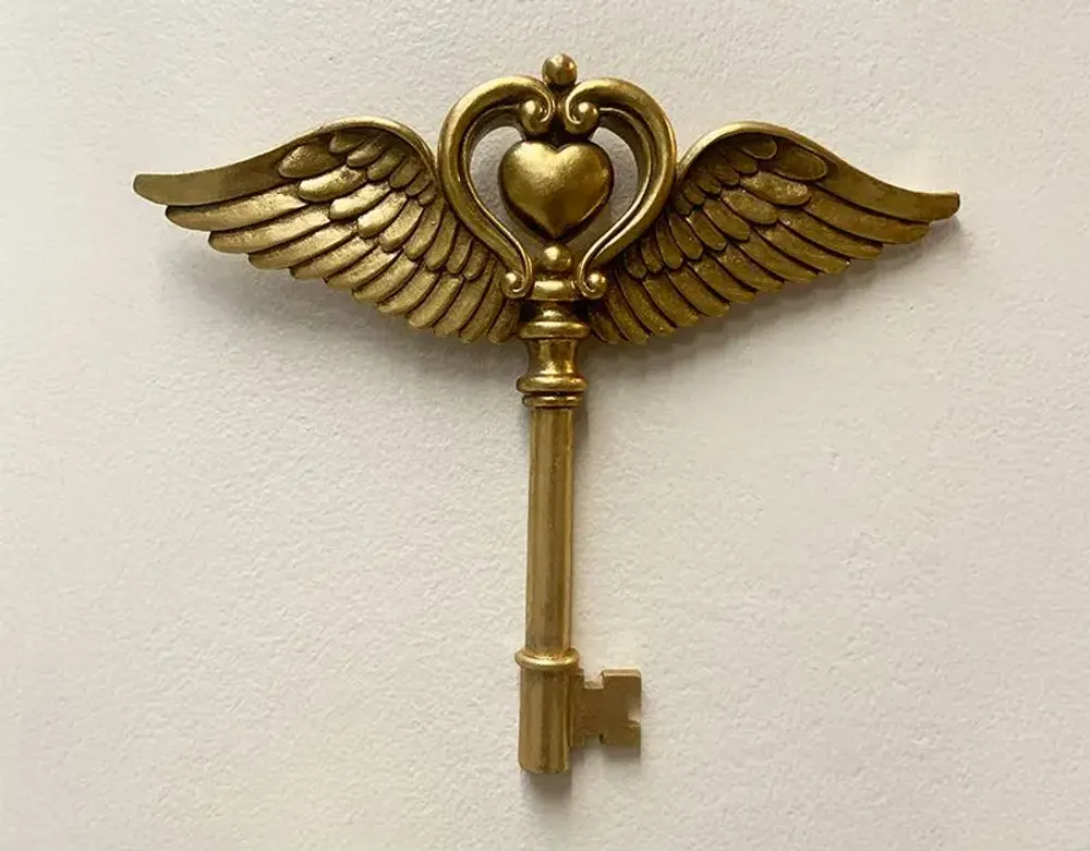 Decorative objects - GOLD HEART WING KEY WALL DECORATION 20X17CM - EMDE