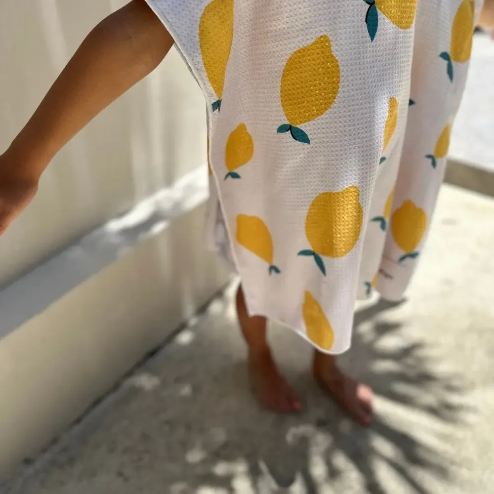 Other bath linens - Bath poncho for children 2-7 years old, white lemon patterns - TROPESA