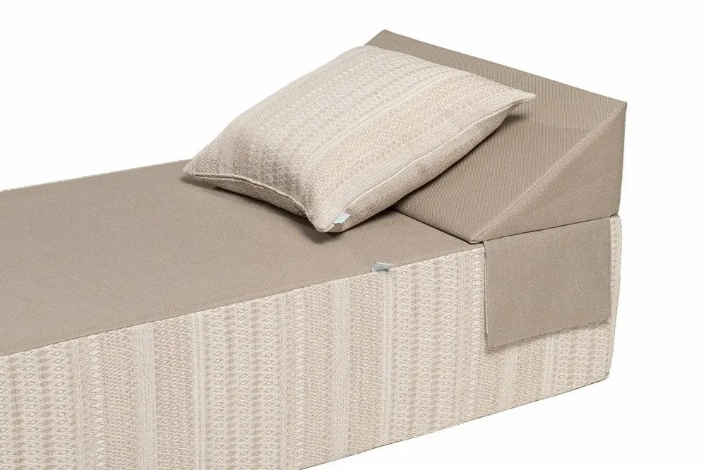 Piscines - PETIT JULIE | Bed de Plage et Piscine | 200 x 88 x h38 cm - COZIP