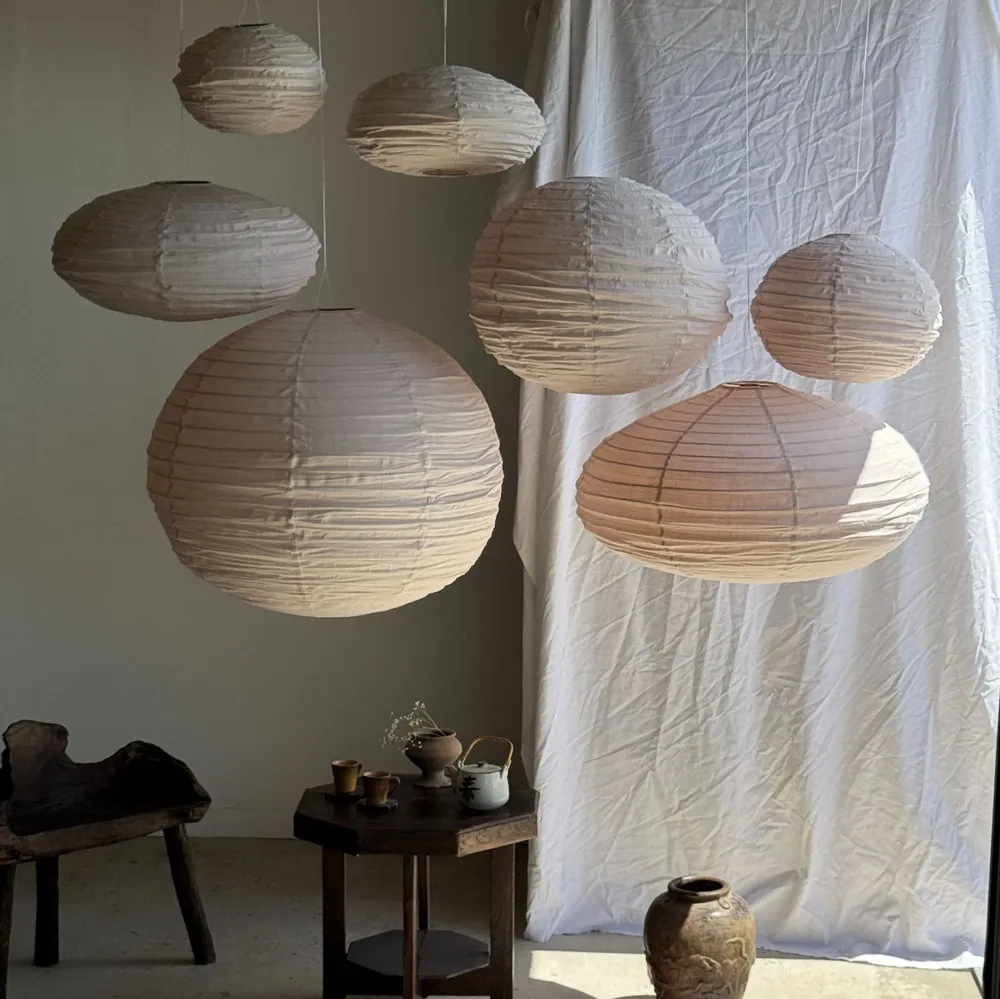 Suspensions - Très grande suspension en rotin et lin naturel japonisante ovale - OFFICE OBJETS