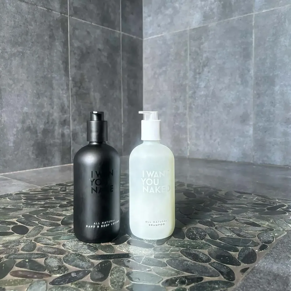 Soaps - Body Wash "FOR HEROES" in black and white bottles - I WANT YOU NAKED