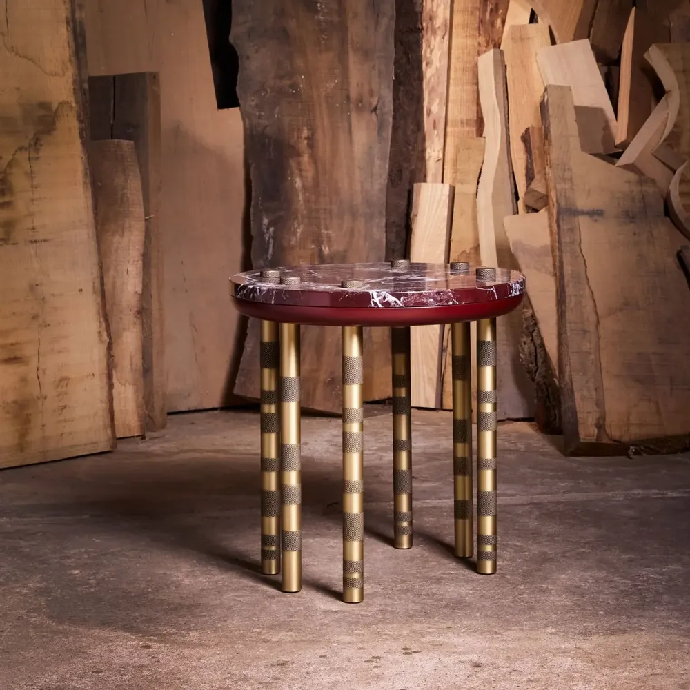 Tables pour hôtels - Table d'appoint ronde Ipanema Pieds laiton & Plateau en chêne naturel - DUISTT