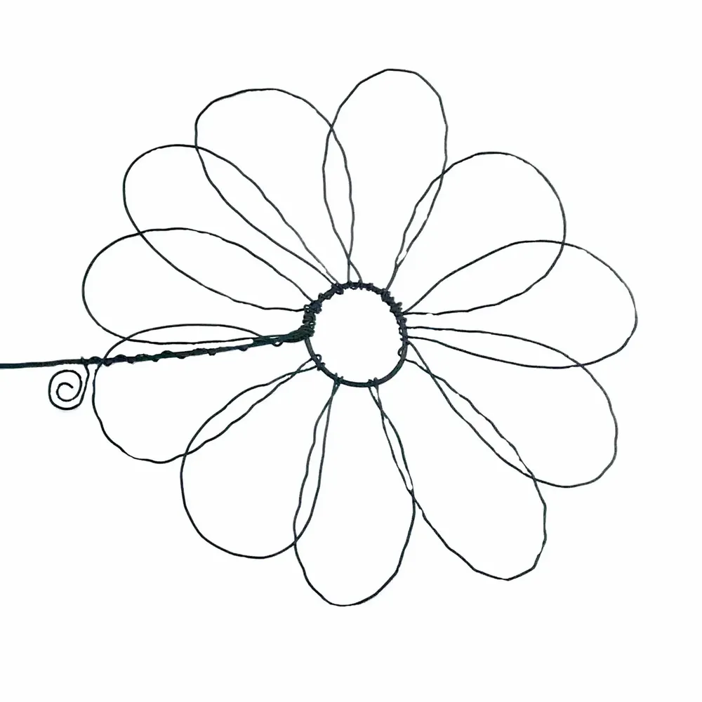 Other wall decoration - Daisy Flower - "Namaste" - Iron Wall Decor - BIJOUX DE MUR