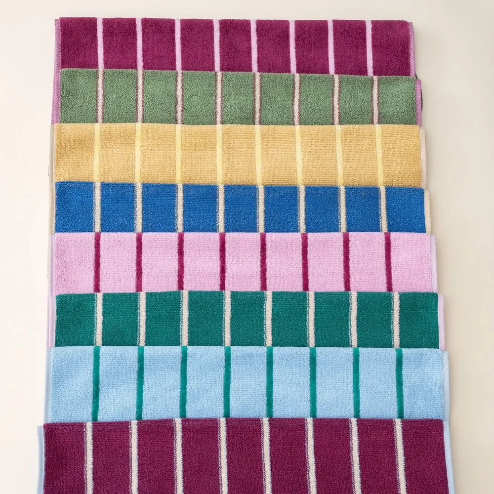 Fabrics - Bathroom: bathmats, towels, bathrobes and soaps. - TARTA GELATINA
