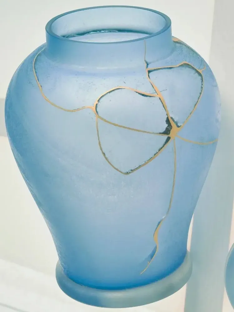 Vases - The Golden Seam - PRISAKARU CERAMICS