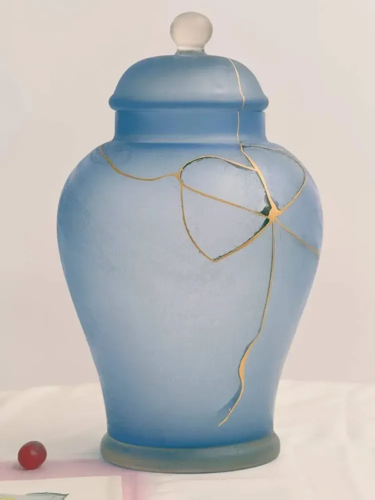 Vases - The Golden Seam - PRISAKARU CERAMICS