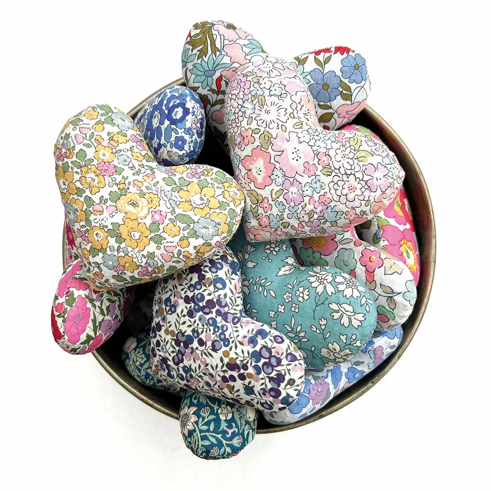 Home fragrances - 24 Loose Cotton Lavender Hearts - Assorted Liberty Fabrics - LIME TREE DESIGN