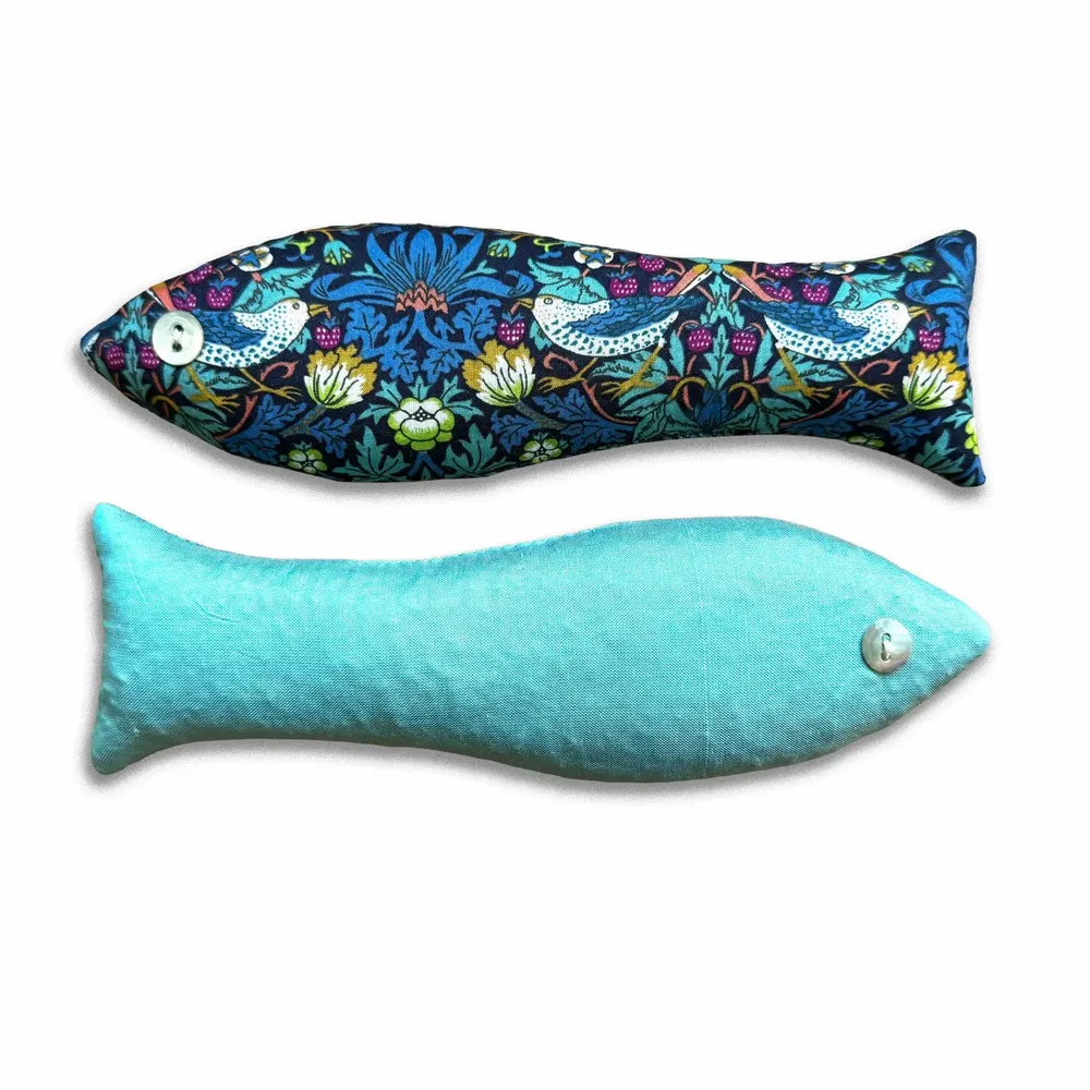 Parfums d'intérieur - Boîte de 2 poissons en coton à la lavande - Strawberry Thief Turquoise - LIME TREE DESIGN