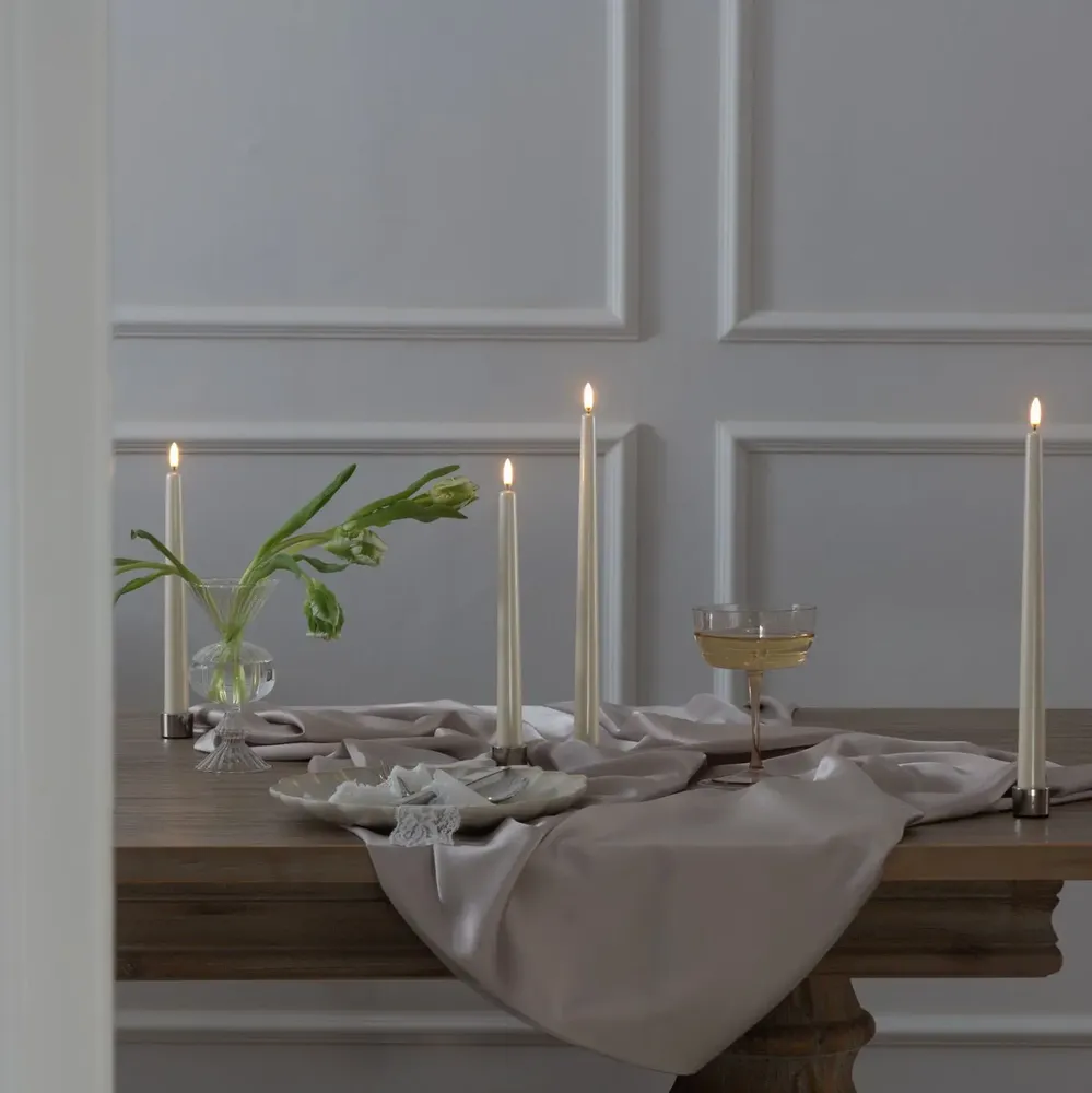 Éclairage LED - Classic Taper Candle (2 pack) - New Colours - PIFFANY COPENHAGEN