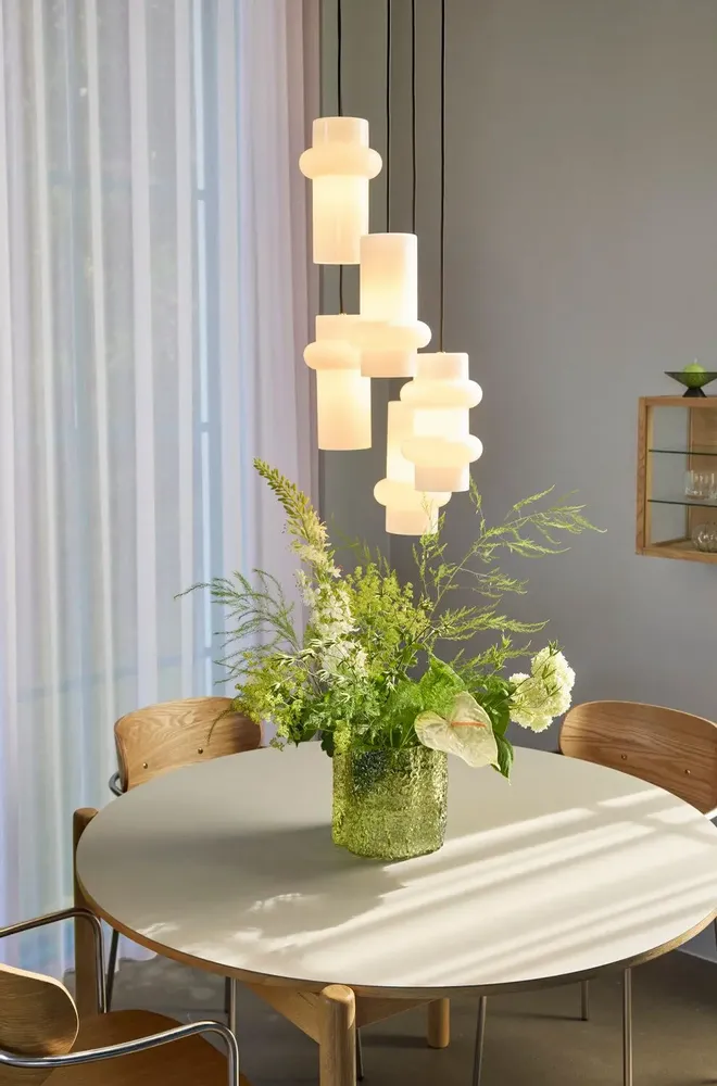 Ceiling lights - Pilule Pendant Double Shiny White - HÜBSCH