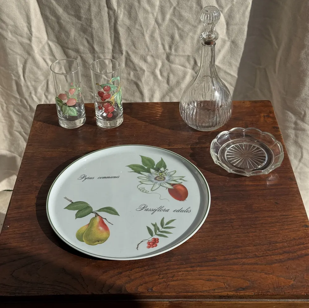 Plats et saladiers - Plat circulaire Elysian Garden Porcelaine Apilco France Ronald D30 - OFFICE OBJETS