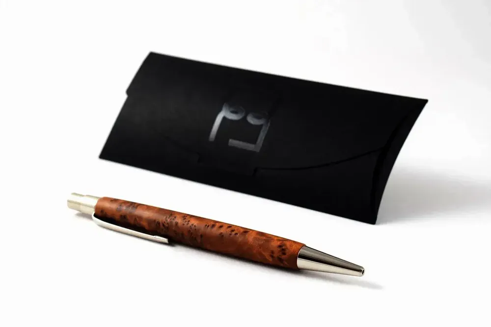 Stylos, feutres et crayons - Stylo-bille « Berlin » — Loupe de thuya - ATELIER FESSELER