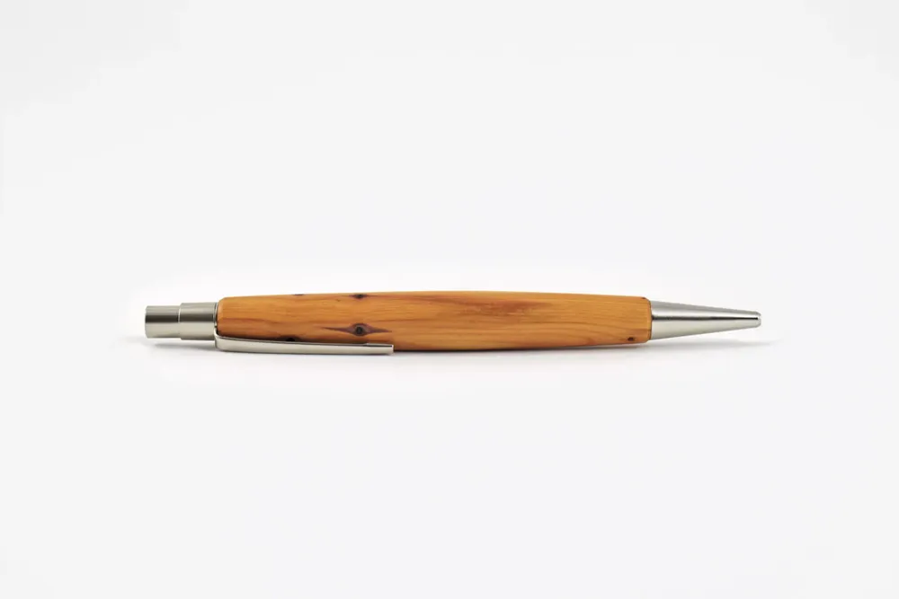 Pens and pencils - Berlin Ballpoin Pen - « Yew Wood » - ATELIER FESSELER