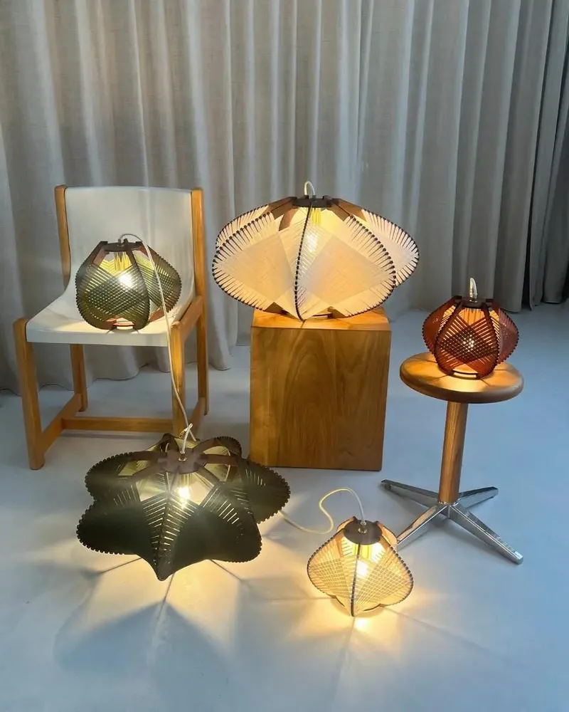 Hanging lights - Corolle suspension XL/D64cm - STUDIO NUMÉROTÉ