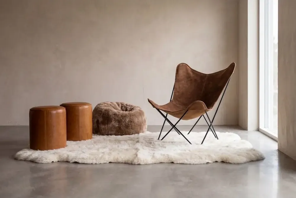 Poufs - Pouf poire - Peau de mouton - ECUIRA