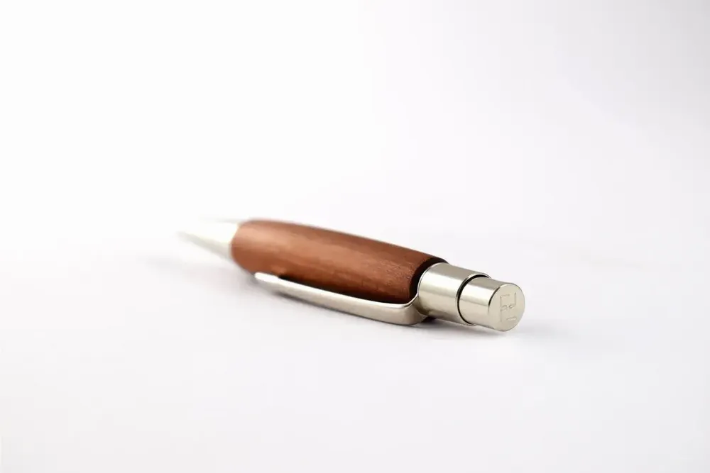 Bijoux - Stylo-bille mini « Berlin » — Prunier - ATELIER FESSELER