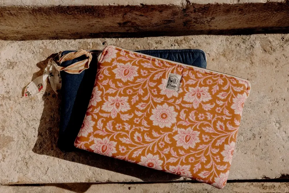 Accessoires de voyage - Pochettes PC et Tablettes - POULE HOUSE