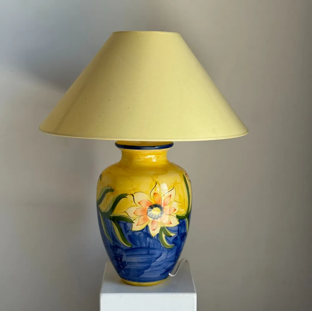 Table lamps - Large blue and yellow floral lamp H60 - OFFICE OBJETS