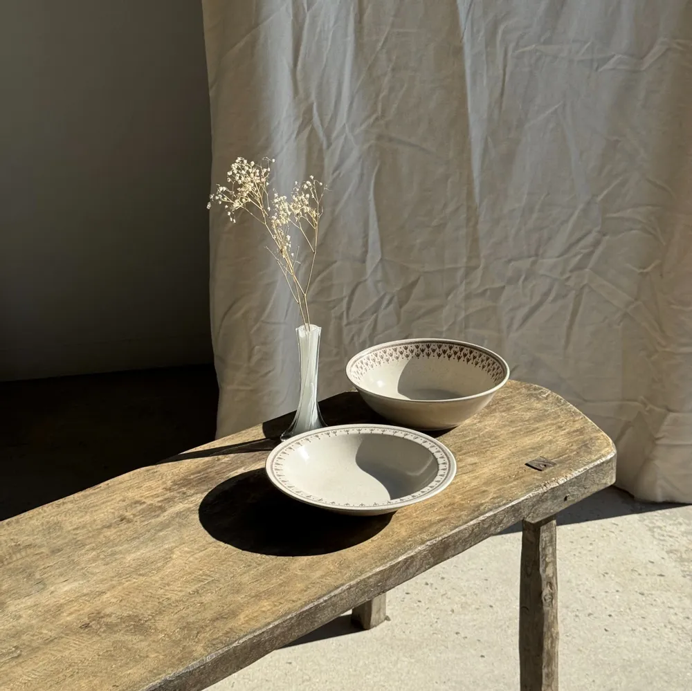 Plats et saladiers - Lot d'un saladier et un plat circulaire frise marron vintage D28 - OFFICE OBJETS