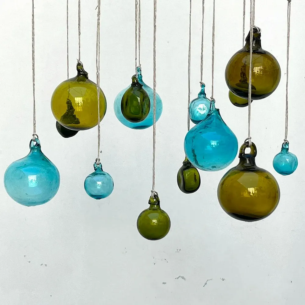 Autres décorations de Noël - Boule en verre recyclé - LA MAISON DAR DAR