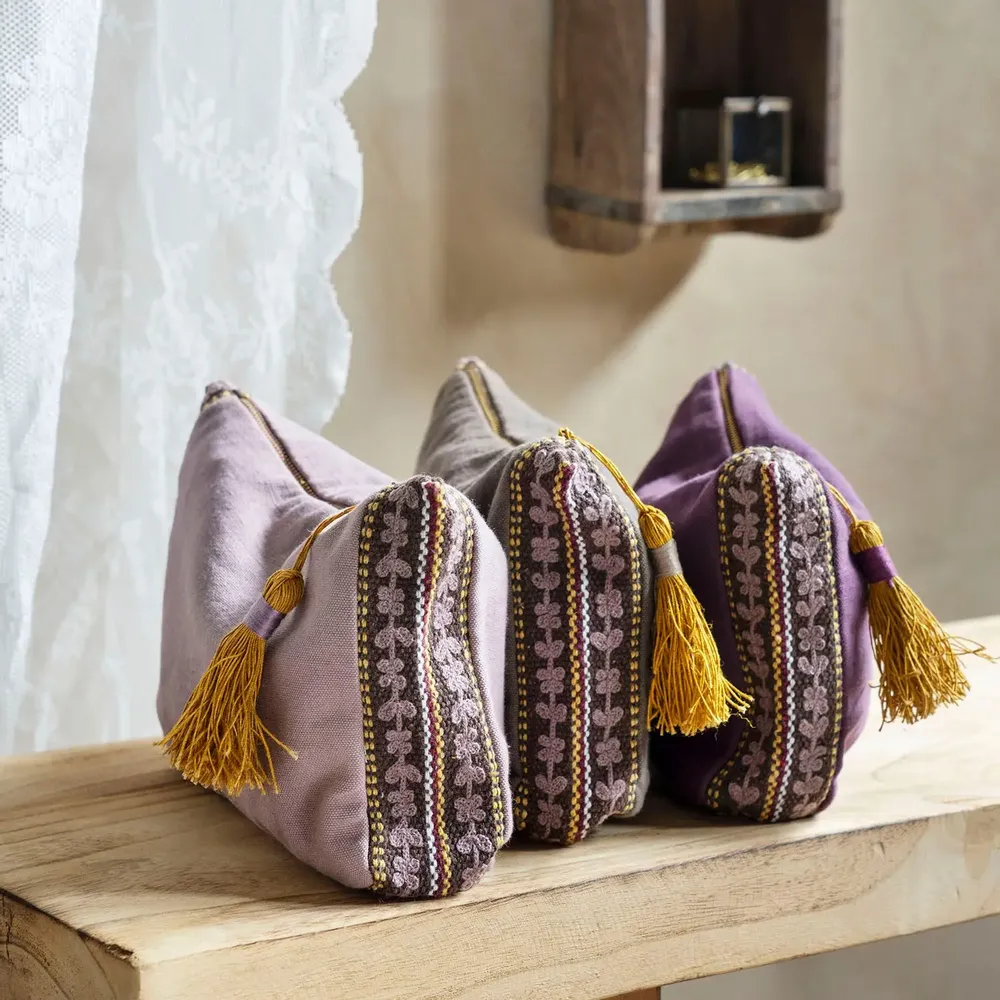 Clutches - Cotton pouch w/ embroidery - MADAM STOLTZ