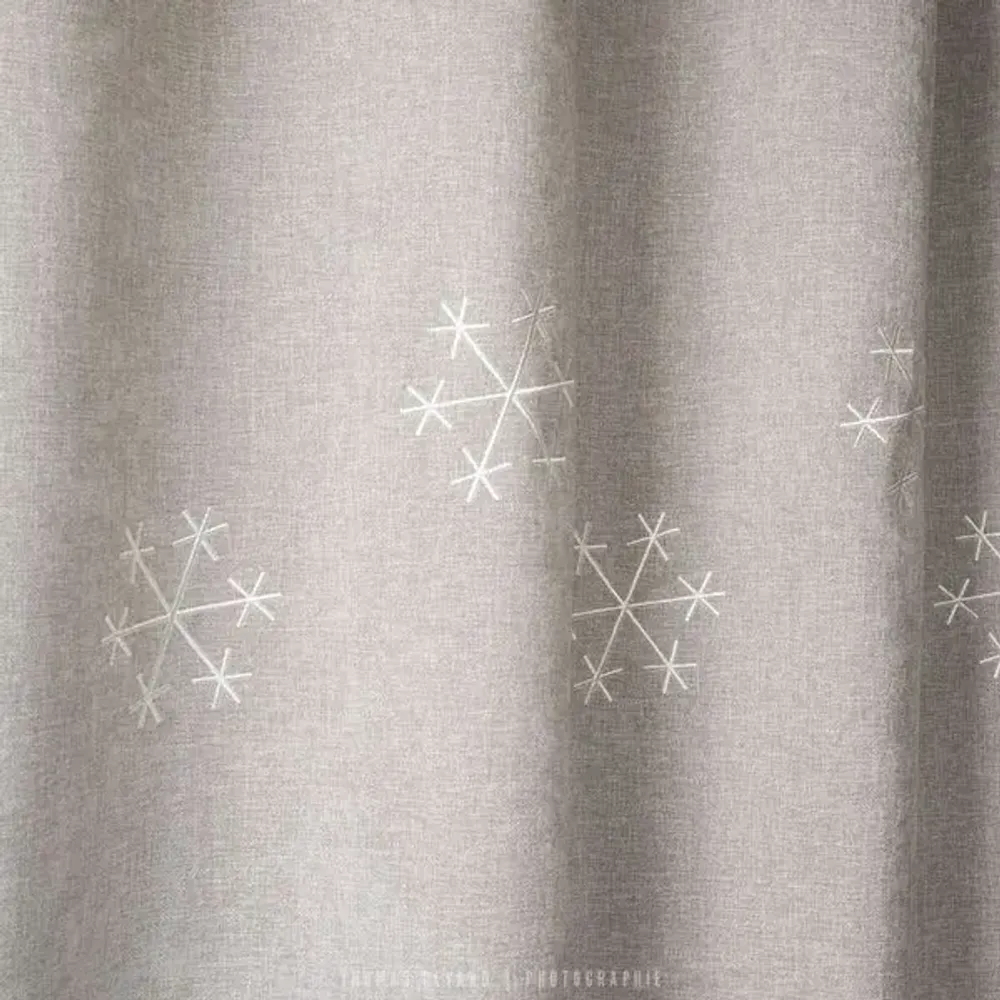 Curtains and window coverings - Snowflake mountain curtain - VAGABONDE INTERNATIONAL