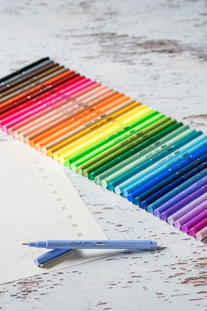 Pens and pencils - MARVY UCHIDA fineliners - LE MAGASIN GÉNÉRAL DISTRIBUTION
