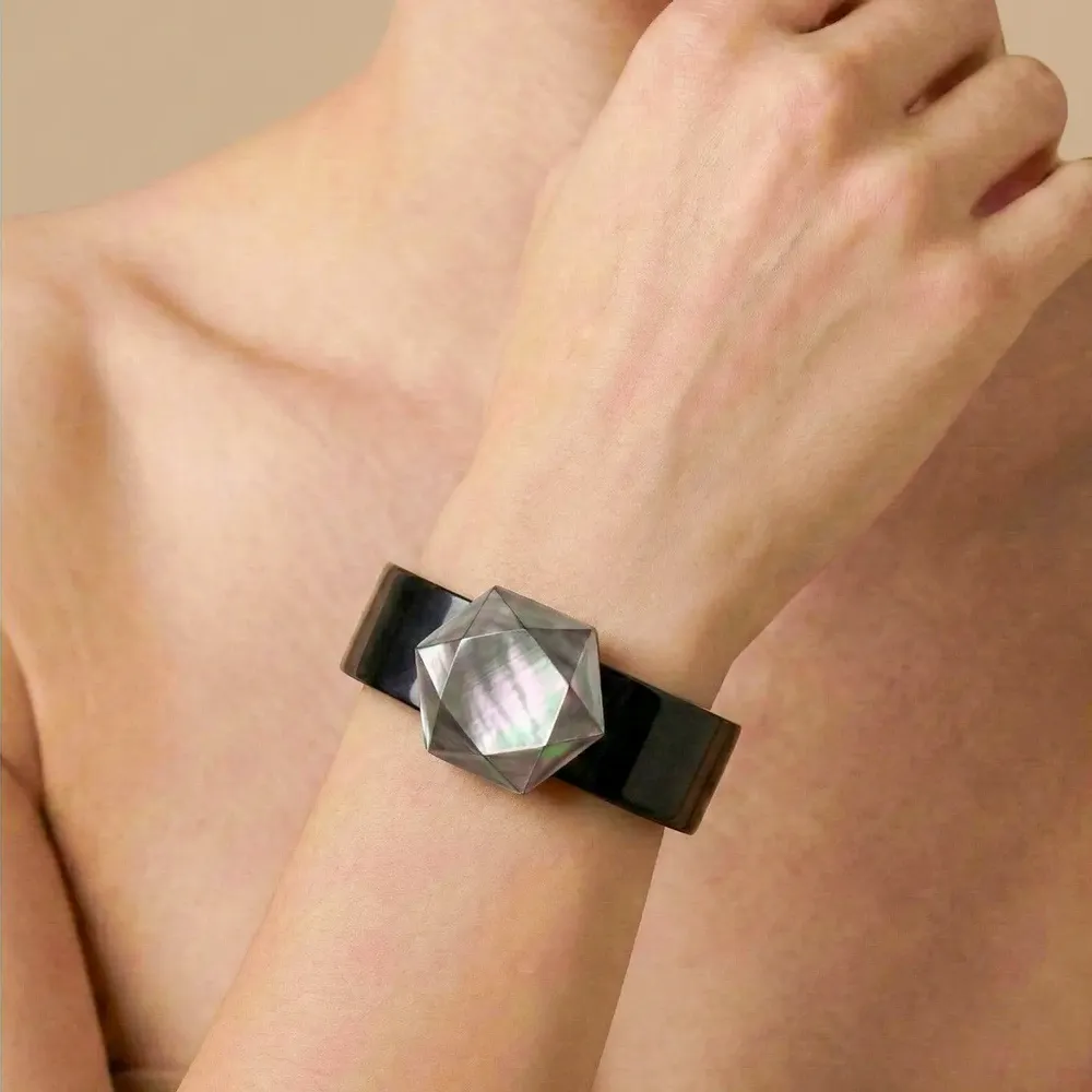 Jewelry - Articulated bracelet with faceted black lip - Vendome - NATURE BIJOUX