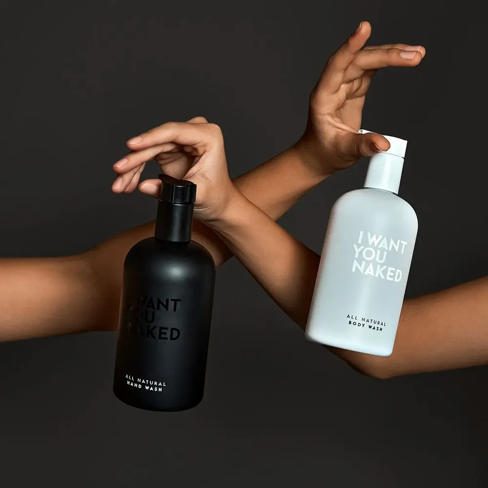 Soaps - Body Wash "FOR HEROES" in black and white bottles - I WANT YOU NAKED
