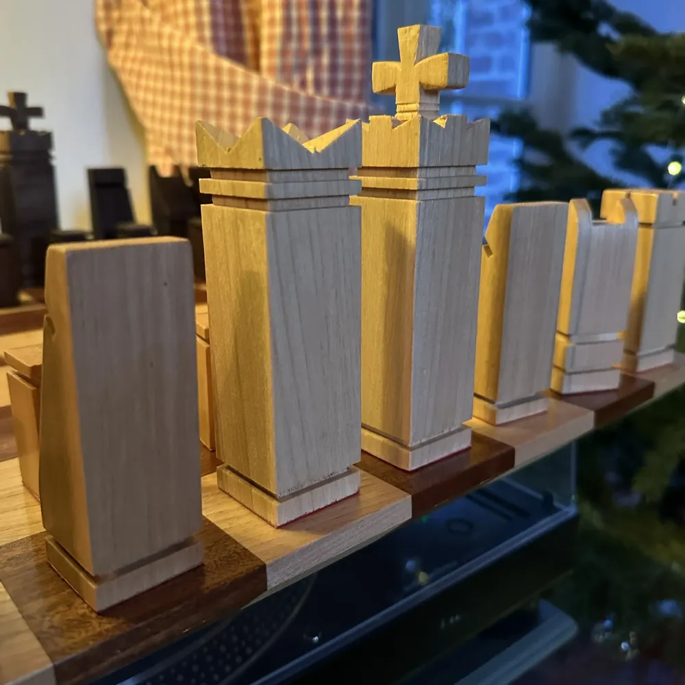 Unique pieces - X-Large-Format Chess Set - LES ATELIERS VAU FONTAINE