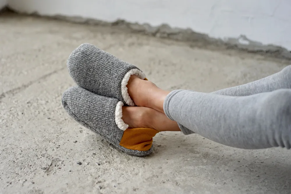 Chaussettes - JAPAN MADE Reversible room shoes / Quarter Knit × Sheep Boa - MERIPPA