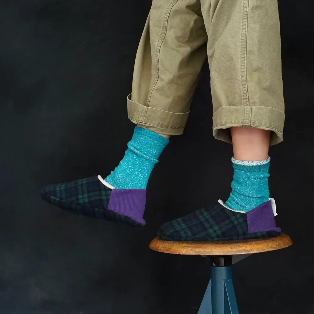 Chaussettes - JAPAN MADE Reversible room shoes / Shaggy Tartan × Micro Boa - MERIPPA