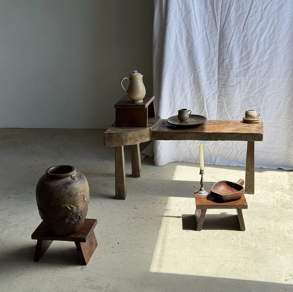 Repose-pieds - Petit stool, tabouret d'appoint en teck ancien, repose-pied indonésien - OFFICE OBJETS