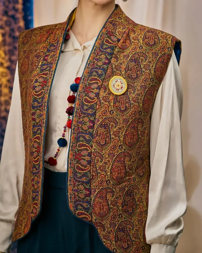 Prêt-à-porter - Gilet brodé Malek Paisley - DASTHAA