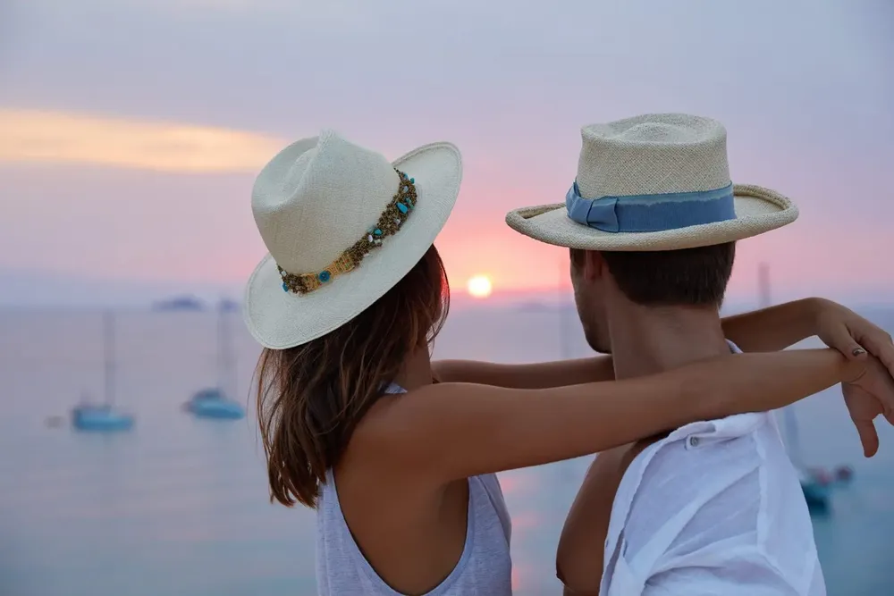 Chapeaux - Horizon Panama - PACHACUTI