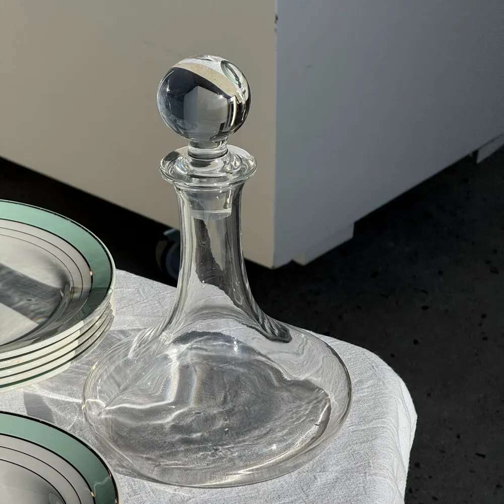 Carafes - Vintage decanter carafe with round cap H27 - OFFICE OBJETS