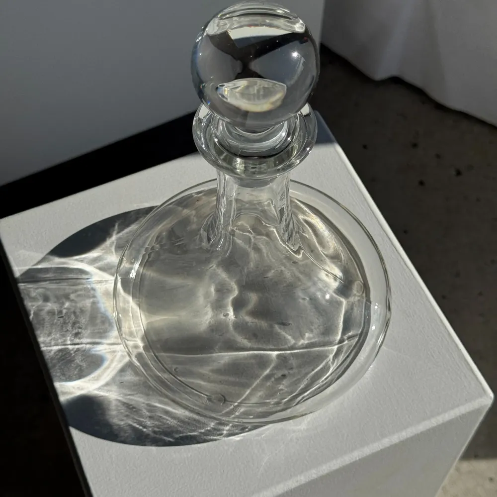 Carafes - Vintage decanter carafe with round cap H27 - OFFICE OBJETS