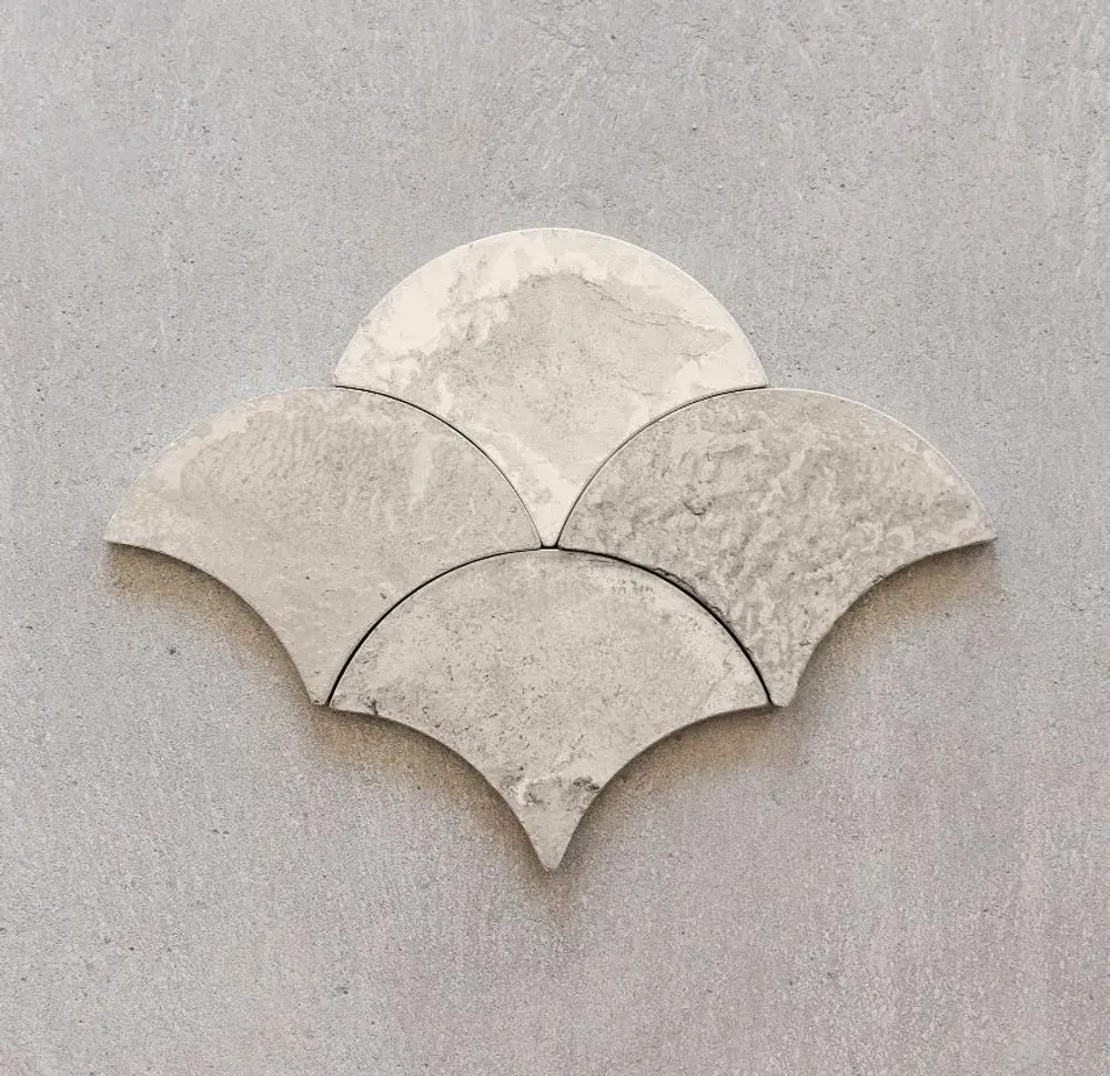 Tables Salle à Manger - SCALLOP TILE - WOLKBERG CASTING STUDIOS
