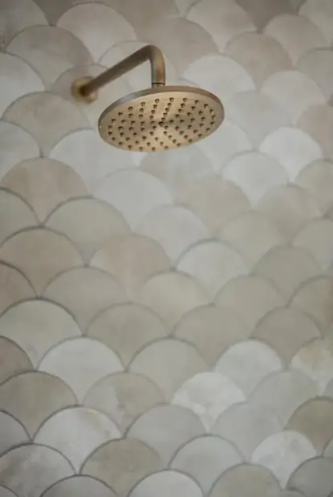 Tables Salle à Manger - SCALLOP TILE - WOLKBERG CASTING STUDIOS