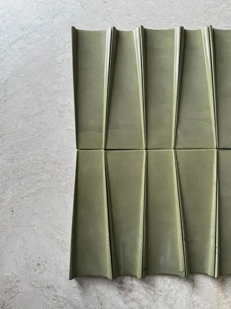 Tables basses - RUCHE TILE - WOLKBERG CASTING STUDIOS