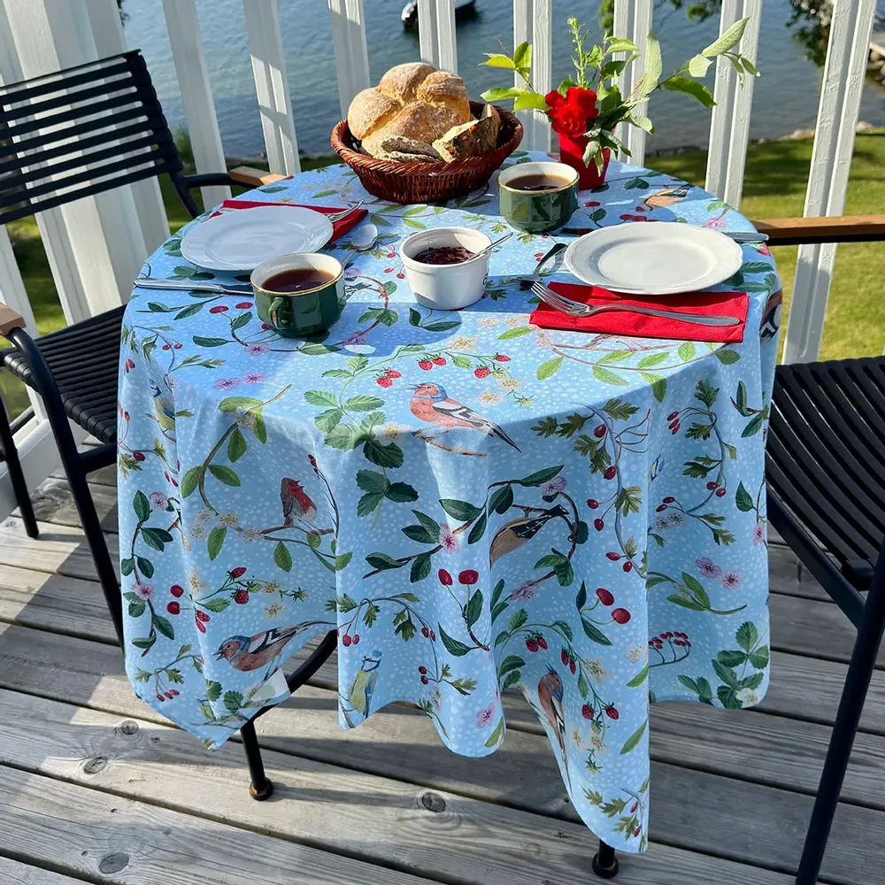 Table linen - European Songbirds Tablecloth - ZOOH