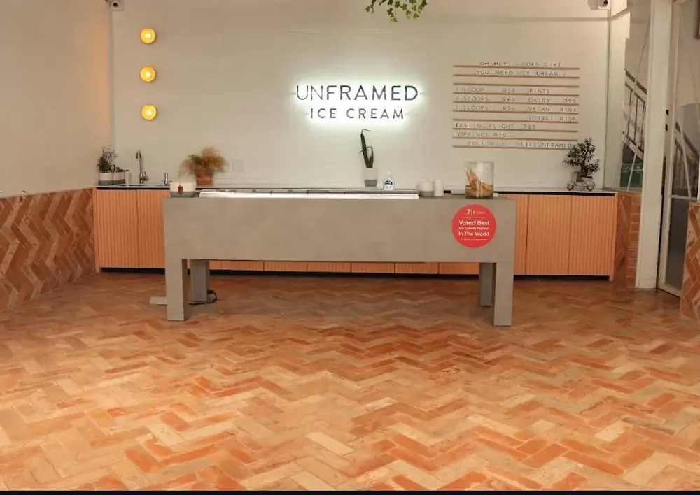 Tables Salle à Manger - MINI SUBWAY TILE - WOLKBERG CASTING STUDIOS