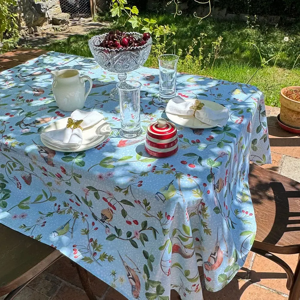 Table linen - European Songbirds Tablecloth - ZOOH