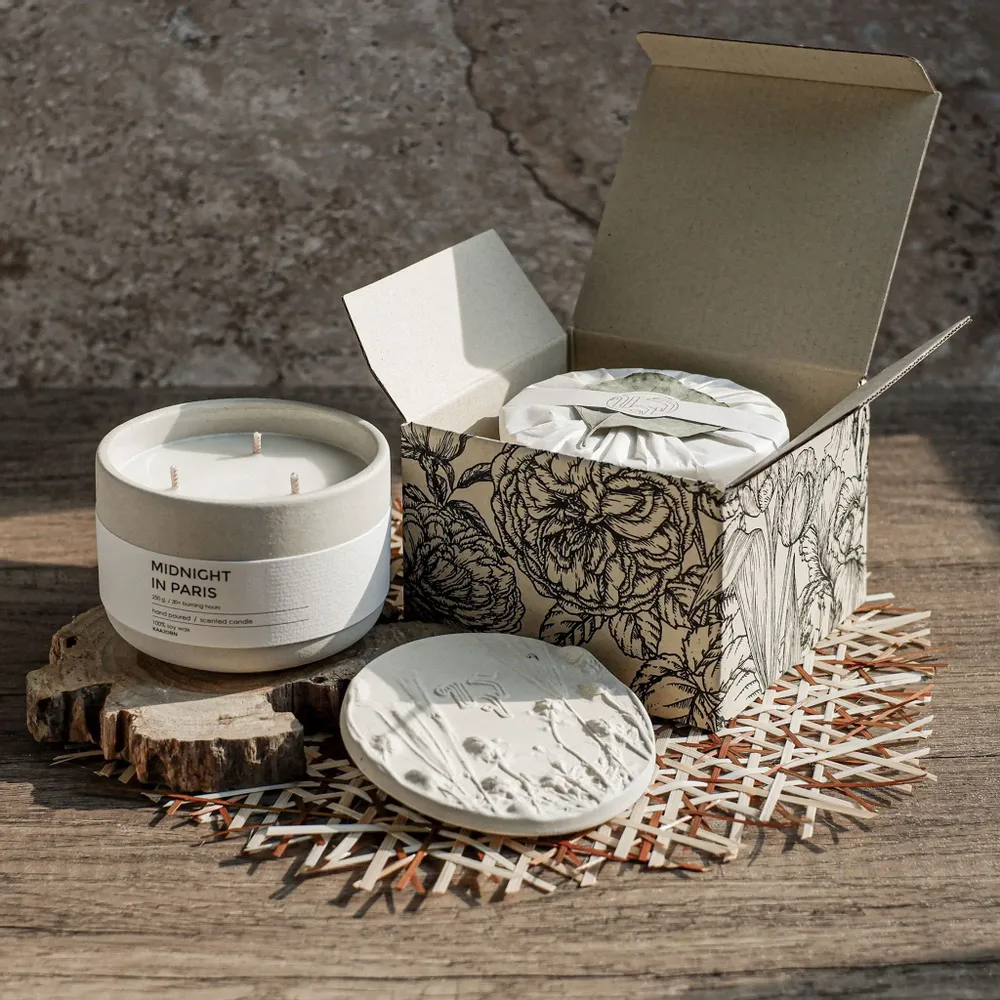 Bougies - Bougie au soja parfumée Kaajorn dans un récipient en céramique - KAAJORN