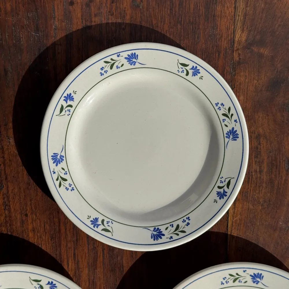 Everyday plates - Set of 3 small dessert plates with blue flower border Pas de Mar - OFFICE OBJETS