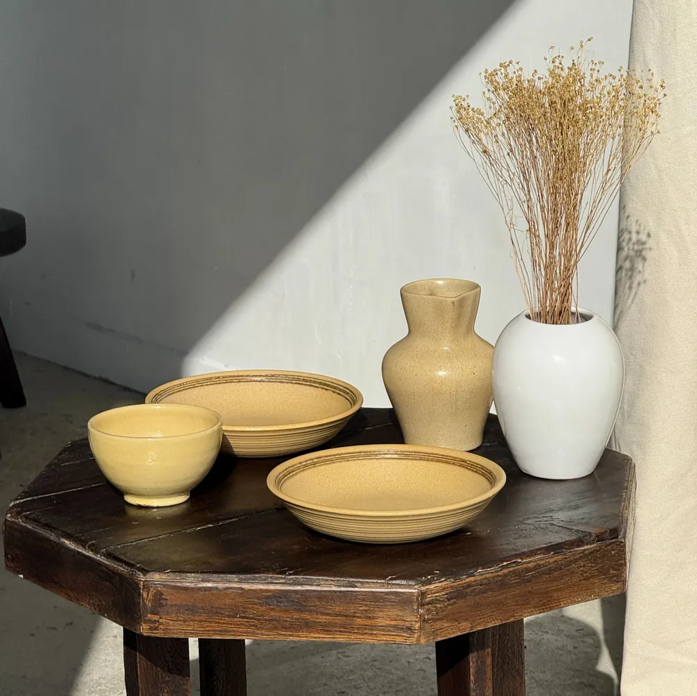 Assiettes au quotidien - Lot de 2 assiettes creuses en grès liseré brun et marron D21,5 - OFFICE OBJETS